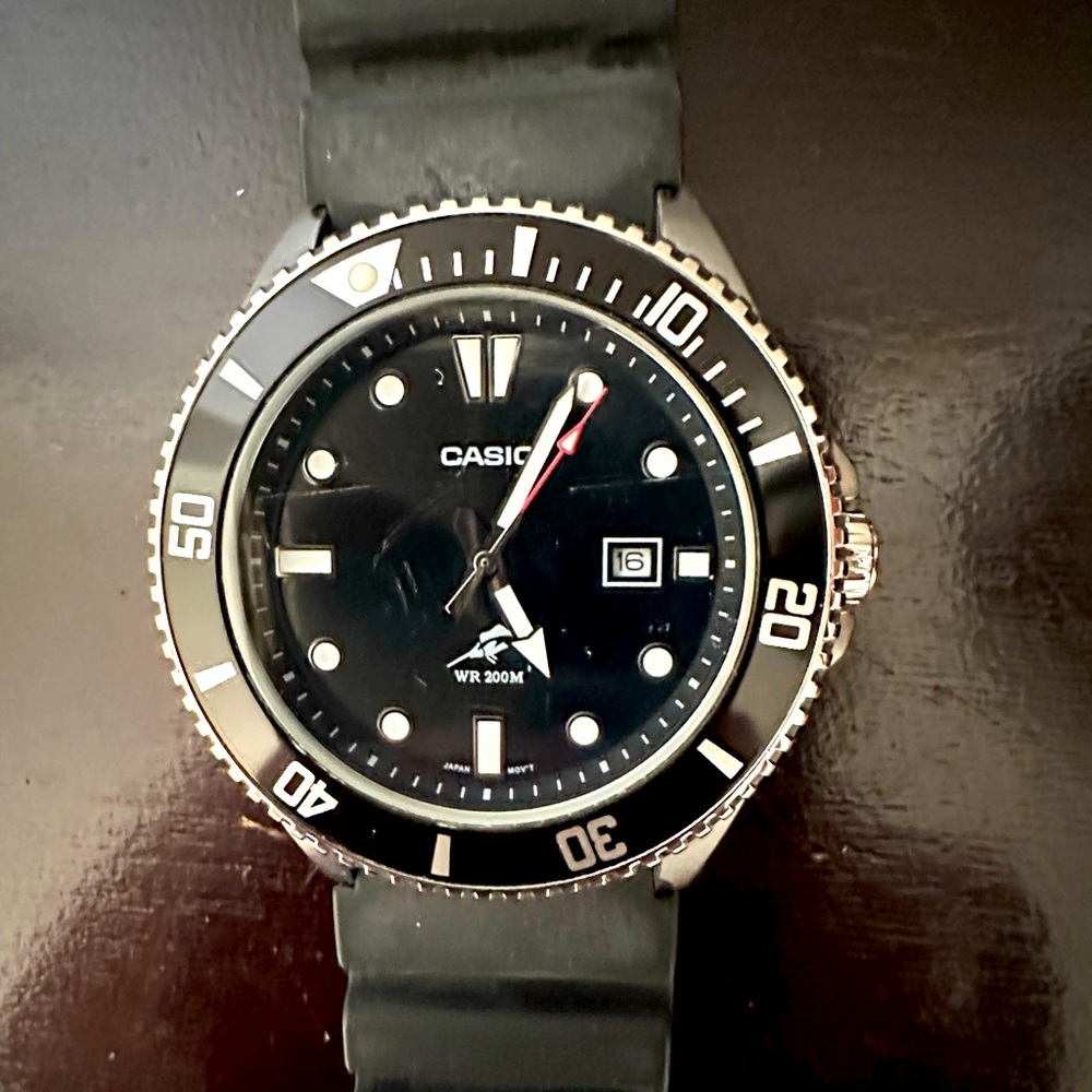 Men's Casio Marlin Diver Watch - Rotating Bezel/200M / MDV-106 (2784) PRELOVED!
